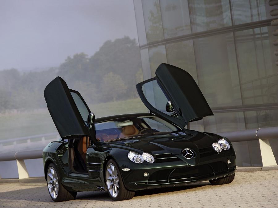  Mercedes-Benz SLR McLaren 2003 года  (фото 319 из 319)